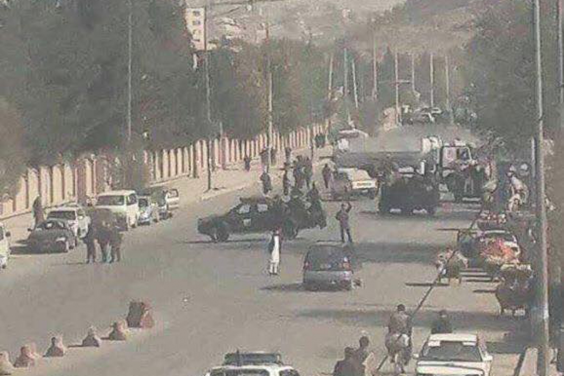 Gunmen storm TV station Kabul